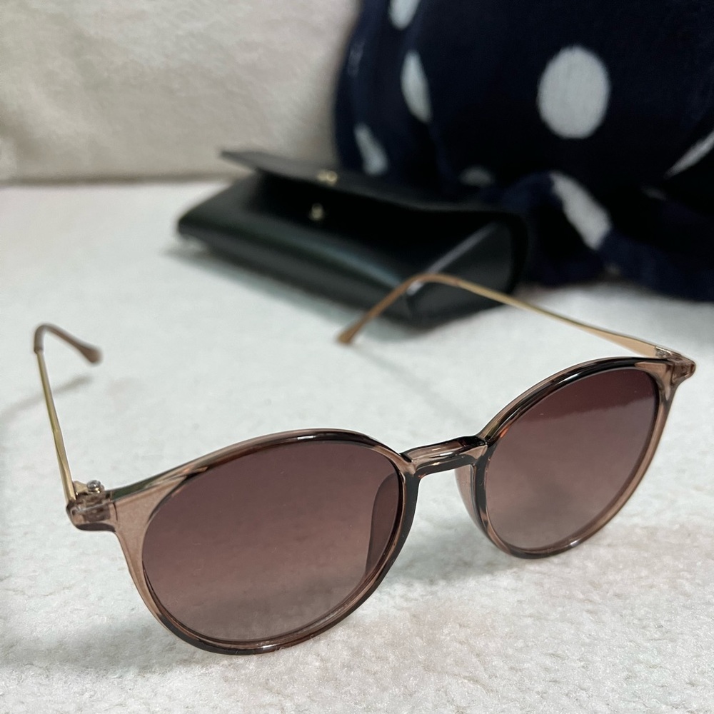 Brown Sunglasses - Picture 2 of 4
